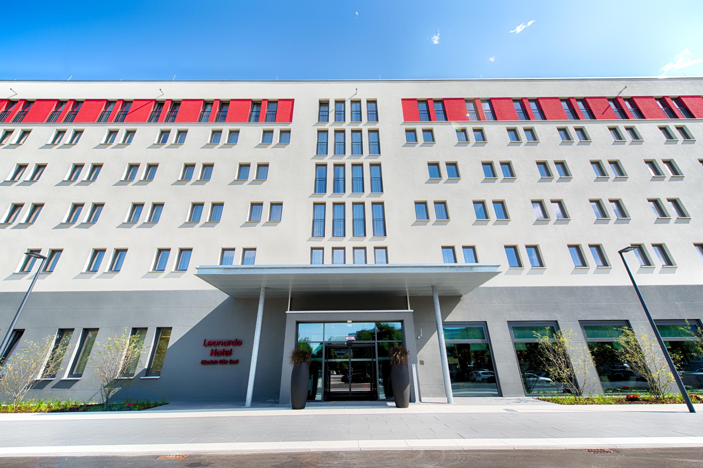 Hotel Leonardo East